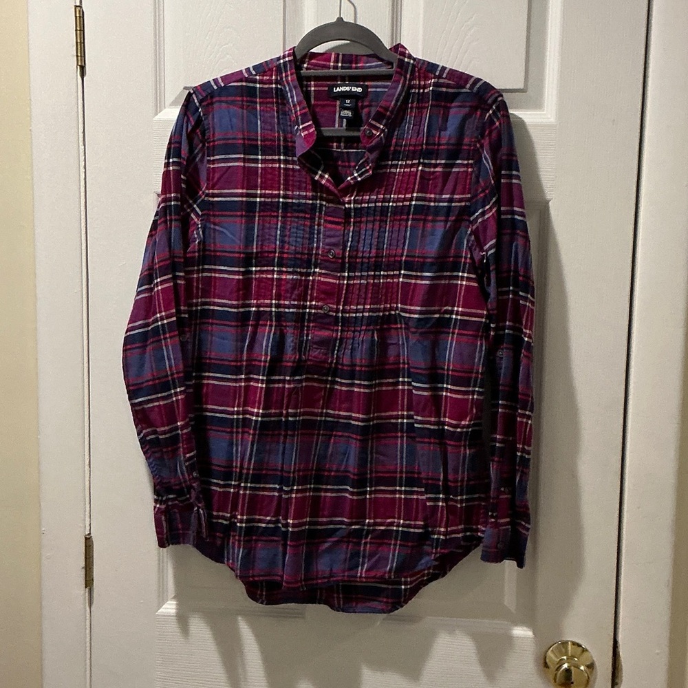 Lands' End Woman’s Casual Plaid  Gathered Shirt - Burgundy and Navy Size 12